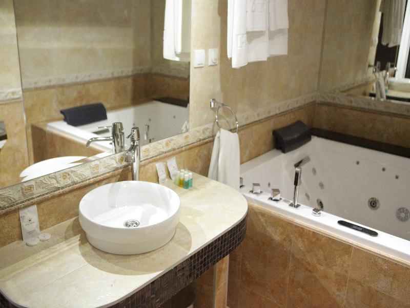 Garni Hotel Fortuna Belgrad Exteriör bild